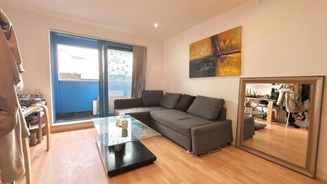 Western Gateway, London, E16