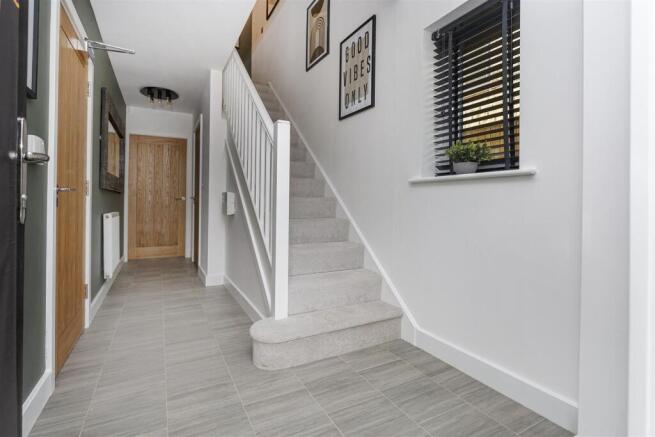 4 bed Town House for sale Image 6