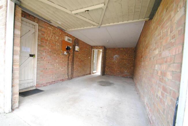 Garage.JPG