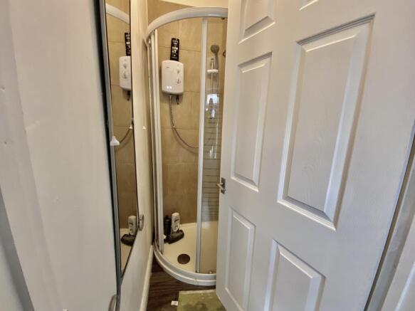 Shower Room (1)