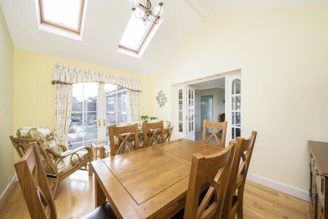 Dining Room Alt