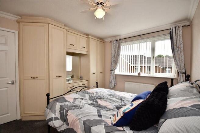 3 bed Semi-Detached for sale Image 8