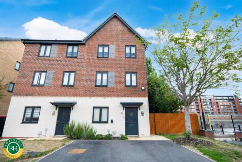 Turnstone Drive, Doncaster