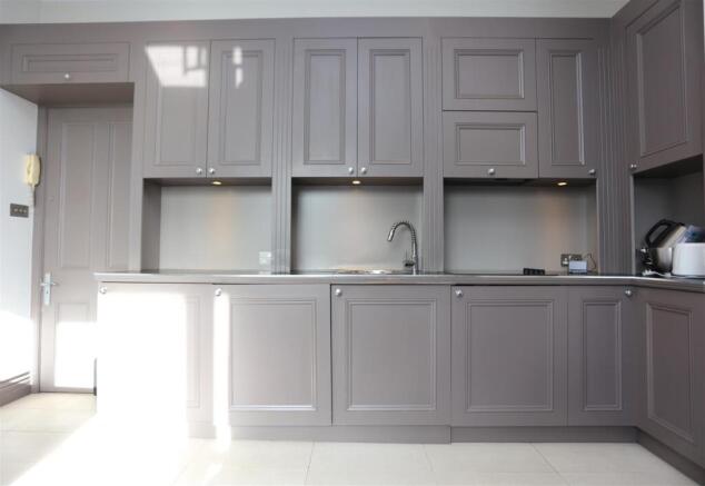 4, 99 Buckingham Rd new 26 (2).JPG