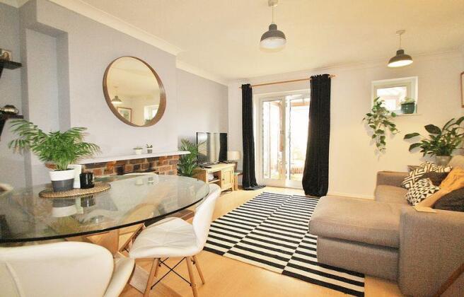 Lounge/diner