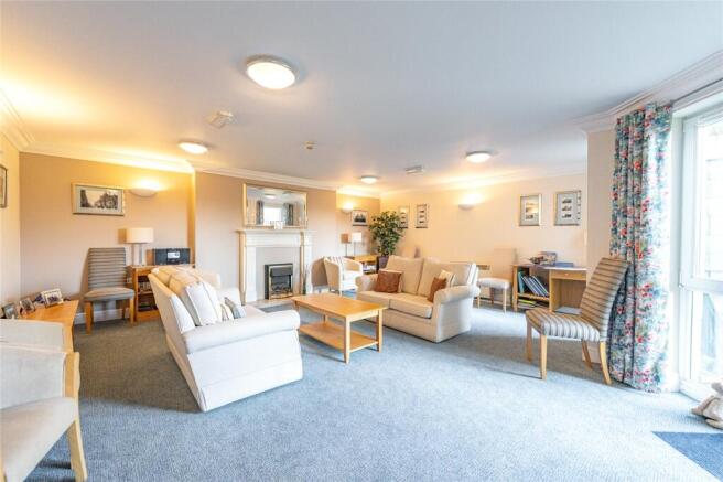 Residents Lounge Alt