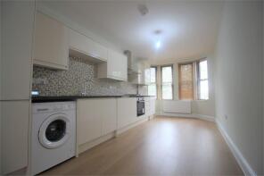 82b, Aldersbrook Road, Wanstead, London E12 5DH