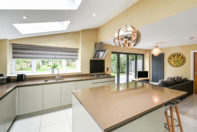 kitchen 3.JPG