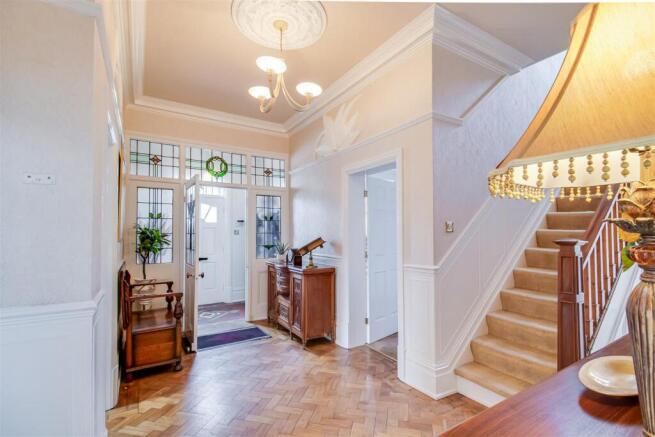 3 bed Detached for sale Image 7