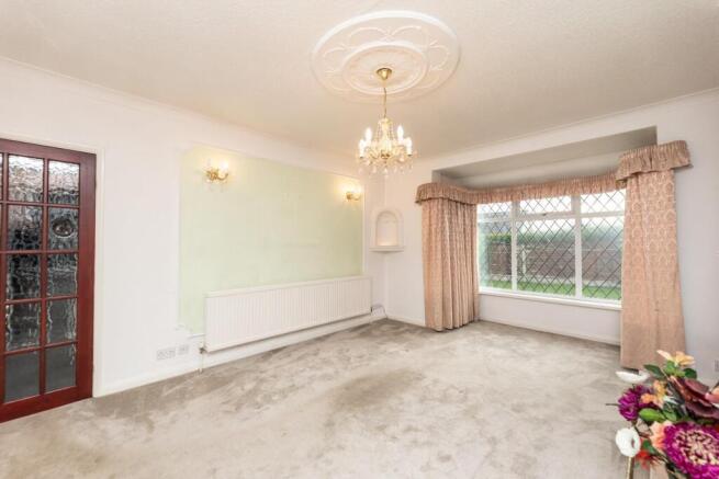 3 bed Detached Bungalow for sale Image 4
