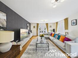 27, Campion Close, Ashford TN25 4EF