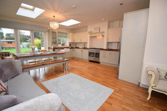 Kitchen 1