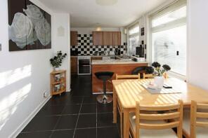 13, Penistone Close, Donnington, Telford TF2 7QS