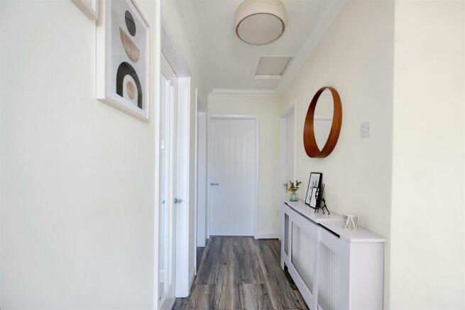 Hallway.jpeg