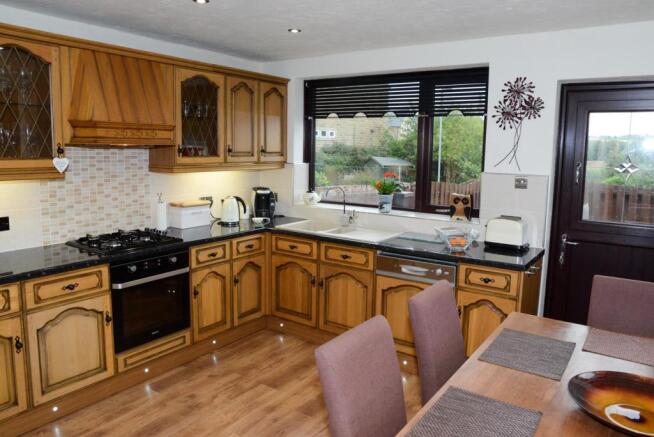DINING KITCHEN