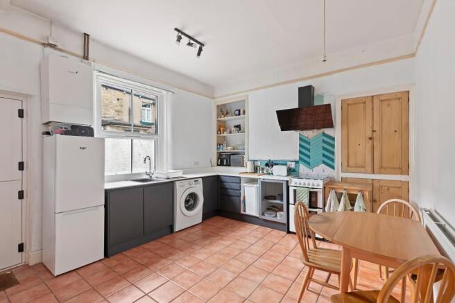 3 bed Terraced for sale Image 4