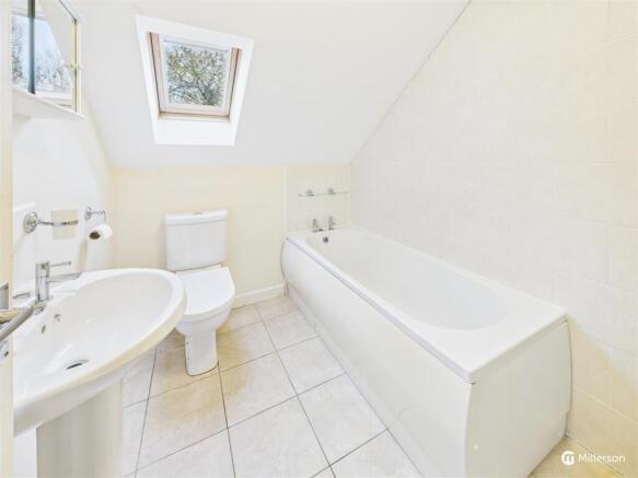 BATH/SHOWER ROOM