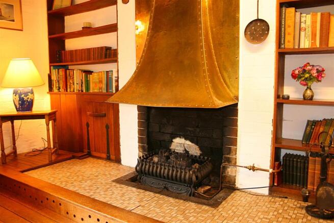 fireplace.JPG