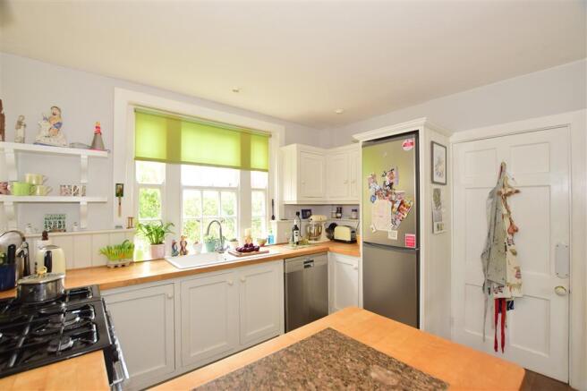 Kitchen/ Breakfast Room