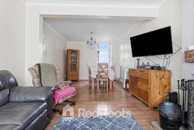 4 bed Terraced for sale Image 4