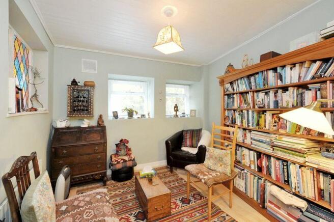 Office/Bedroom 4