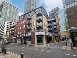 Flat 3, 1 Regatta Point, Manilla Street, London E14 8JZ