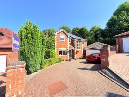 Woodend Drive, Stalybridge