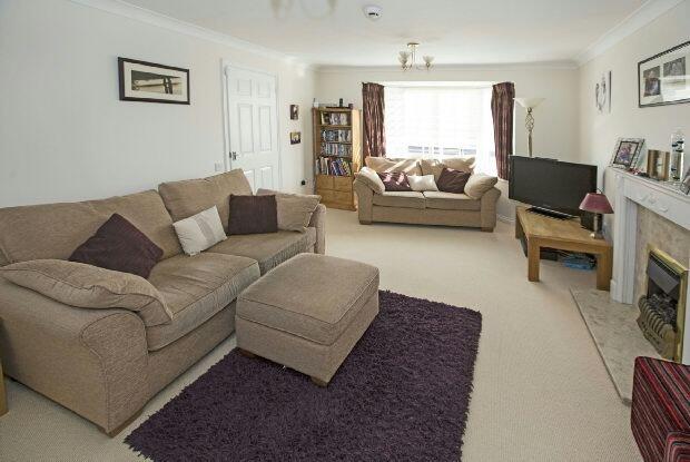 Lounge 2