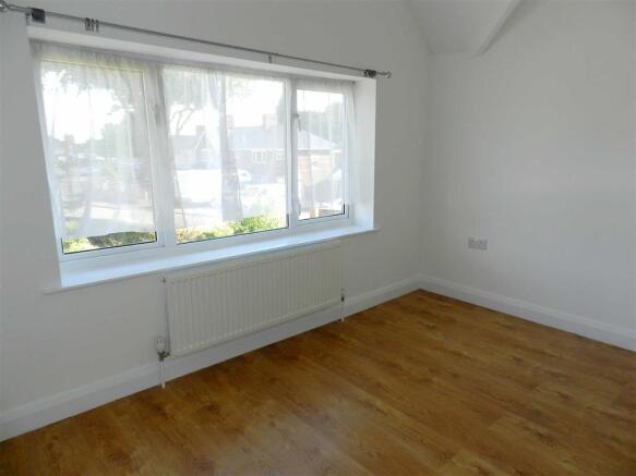 FRONT BEDROOM ONE measuring