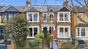 126, Capel Road, Forest Gate, London E7 0JT