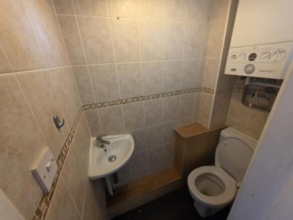 3 bed End of Terrace to rent Image 6