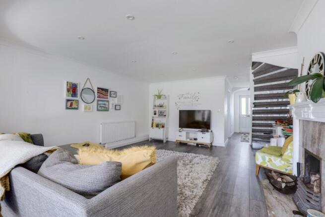 Lower Road, Teynham, Sittingbourne, Kent, ME9 9DR - More