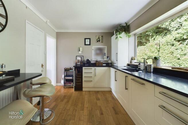 Wallhurst Close