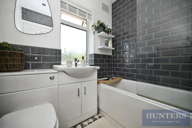 2 bed Terraced for sale Image 10