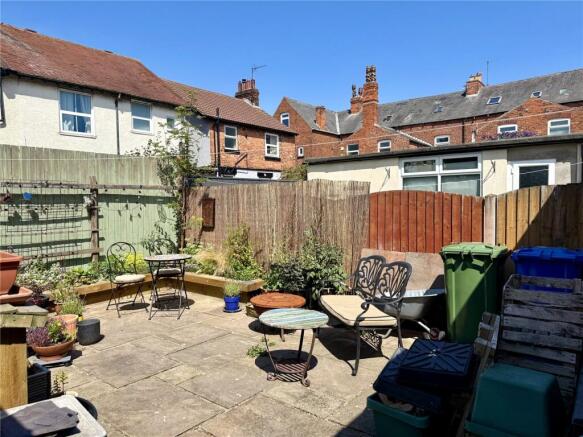 3 bed Semi-Detached for sale Image 11