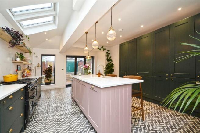 Kitchen/Dining Room