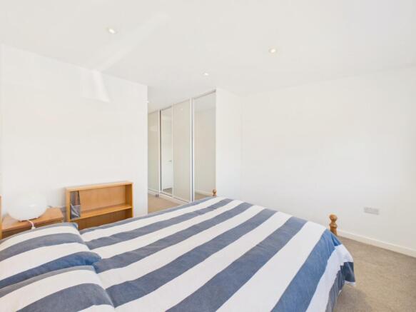 3 bed Semi-Detached for sale Image 7