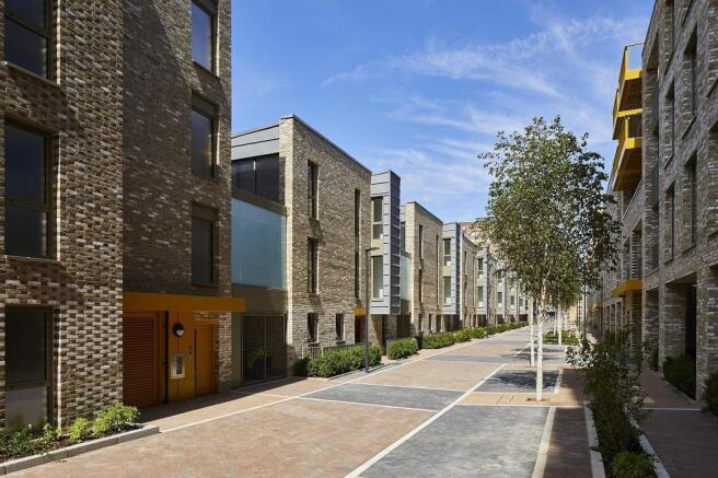 albion way houses