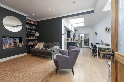 Caledon Road, Wallington, SM6