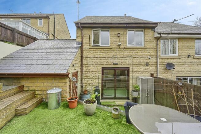 3 bed Semi-Detached for sale Image 12