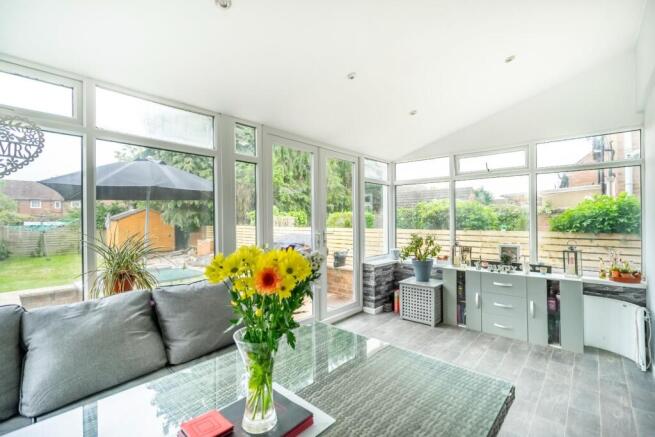4 bed Semi-Detached for sale Image 8