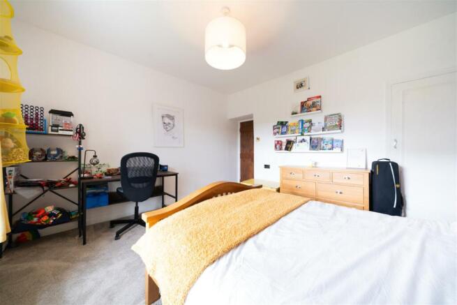 Bedroom 1-2.jpg