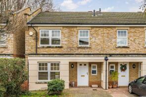 12, Sandringham Mews, Hampton TW12 2LF