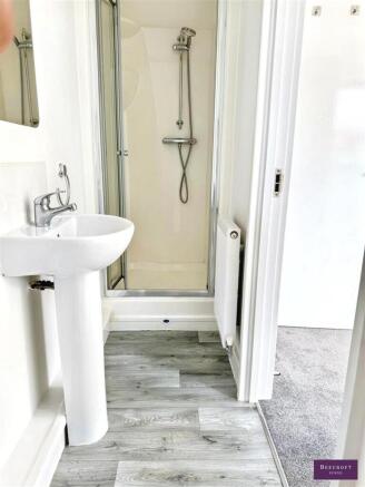 1 bed Flat for sale Image 6