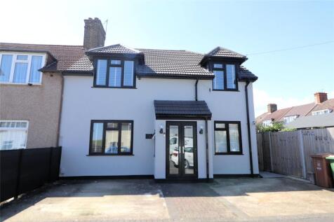Northumberland Way, Northumberland Heath, Kent, DA8