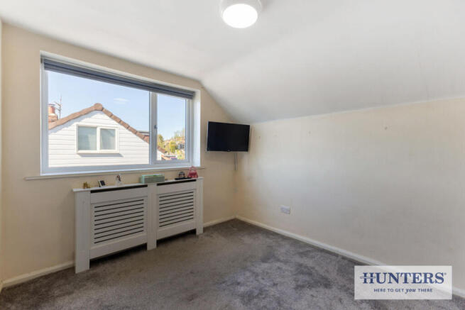 3 bed Semi-Detached Bungalow for sale Image 9