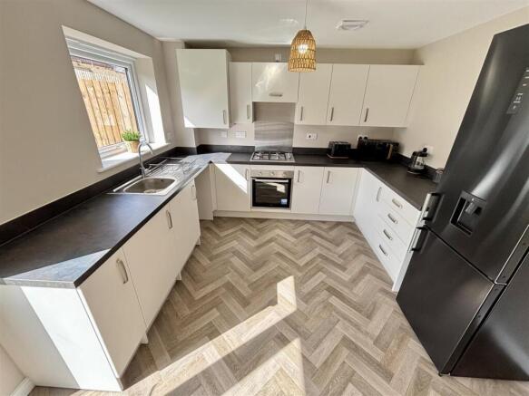 Open Plan Kitchen and Dining Room