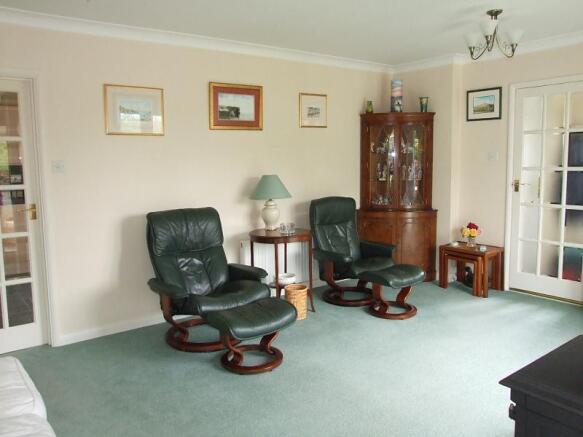 Lounge.