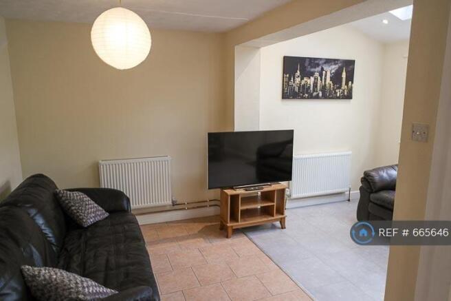 Lounge - Alternate View