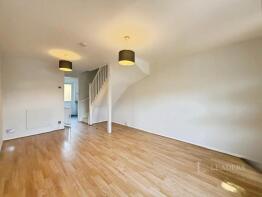 39, Hawthorne Place, Epsom KT17 4AA